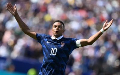 Mbappe: “Messinin nə etdiyinə baxmıram”