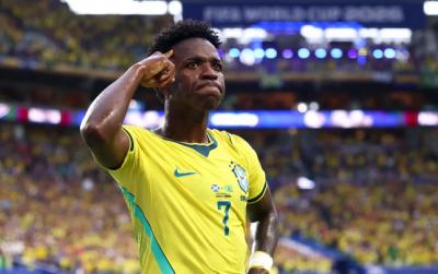 Vinisius Messi və Ronaldunun rekordunu təkrarladı