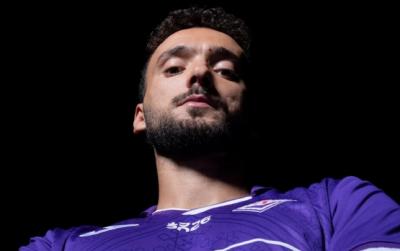 "Yuventus"dan "Fiorentina"ya keçdi