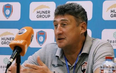 "Komandada böyük potensial gördüm" - Kaxaber Sxadadze