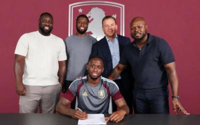 Van-Bissaka "Vest Hem"ə keçdi