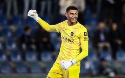 "Liverpul" 18 yaşlı belçikalı qapıçı ilə razılaşdı
