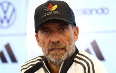 Klopp millini necə dəyişir? – 44 futbolçu, 16 debütant