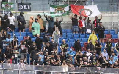Klub azarkeşlərə görə cəzalandırıldı