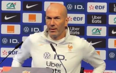 Zidan Ronaldonu müdafiə etdi