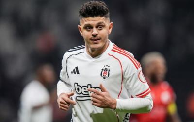 “Beşiktaş”ın zədəli futbolçusundan xəbər var