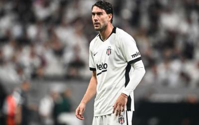 “Beşiktaş”ın hücumçusu qol vurdu, tənqid olundu