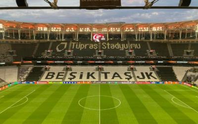 "Beşiktaş" - "Kristal Pelas": Heyətlər