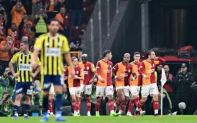 "Qalatasaray" "Fənərbaxça"nı belə məğlub etdi - Video