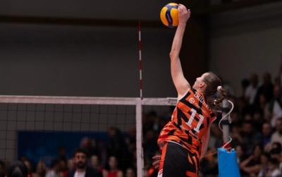 "DH Volley" klubu avrokuboklardakı ilk oyununda qalib gəldi