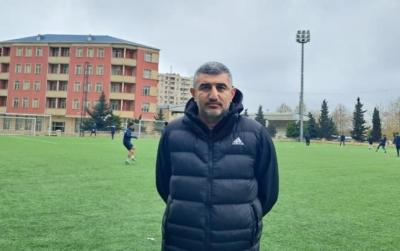 “Bəzi futbolçularımız dərsdən məşqə acqarnına gəlir” - Rəşad Sadiqov