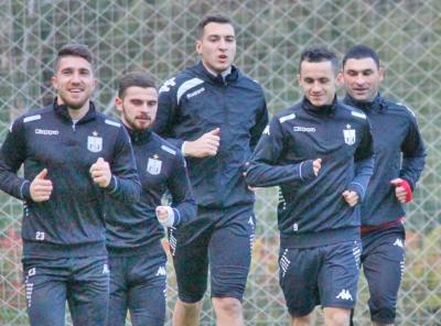 “Neftçi” 2017-də ilk oyuna çıxır