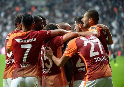 "Qalatasaray"dan darmadağın