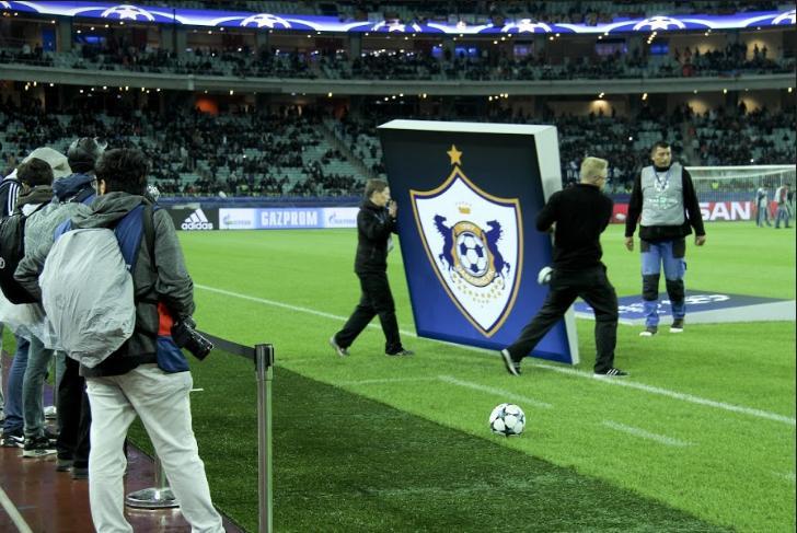 "Qarabağ" - "Roma": meydanın içi və çölü - Şəkillər