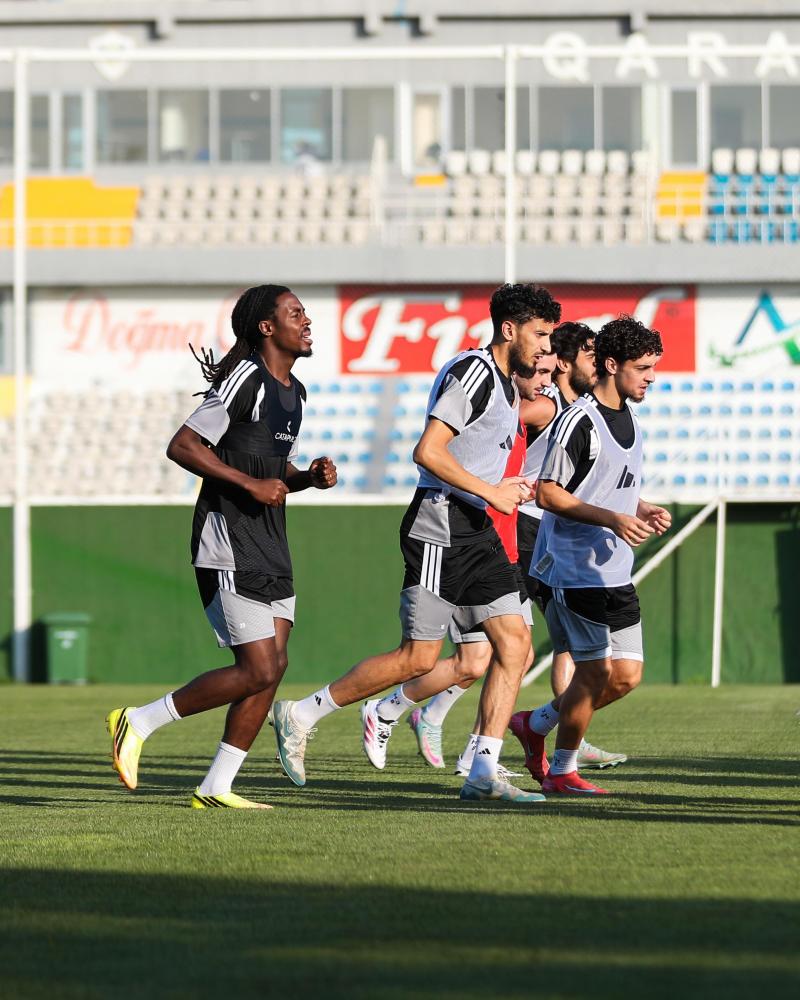 "Qarabağ" cavab matçına hazırlaşır - Şəkillər
