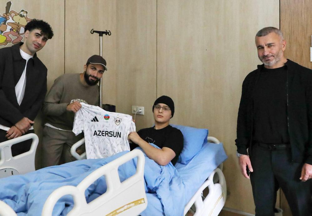 Qurban Qurbanov Uşaq Klinikasını ziyarət edib - Şəkillər