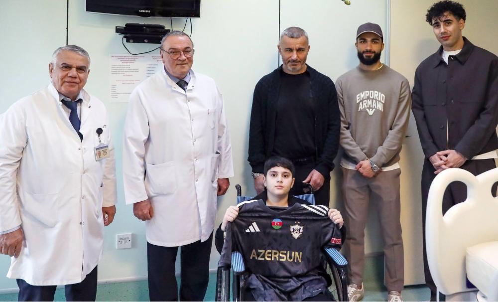 Qurban Qurbanov Uşaq Klinikasını ziyarət edib - Şəkillər