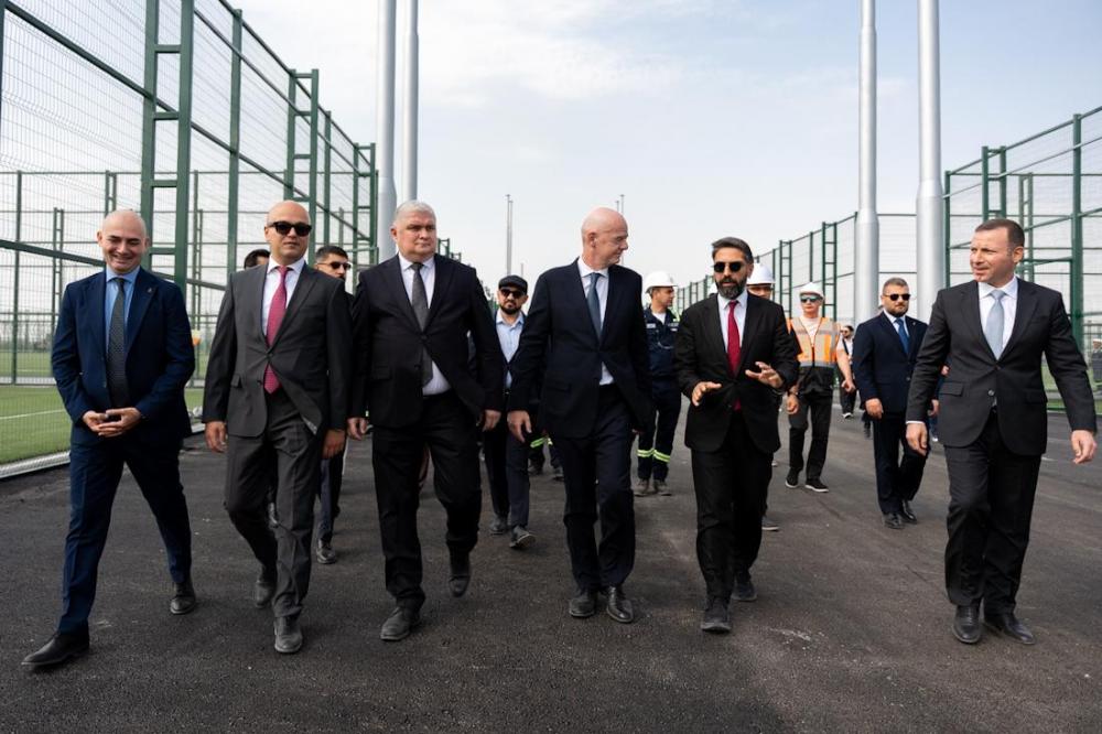 İnfantino Hövsandakı mini-stadionların inşası ilə tanış oldu - Şəkillər