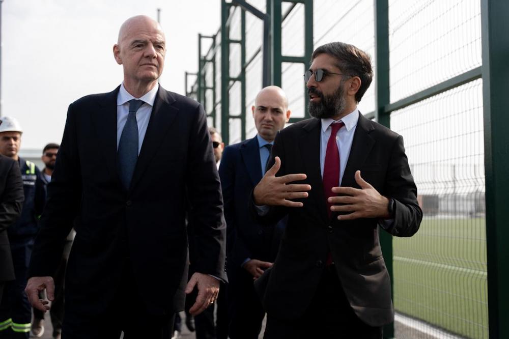 İnfantino Hövsandakı mini-stadionların inşası ilə tanış oldu - Şəkillər