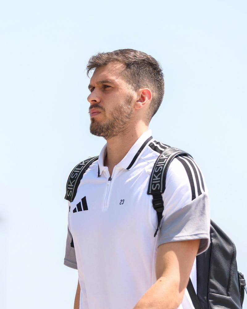 "Qarabağ" Niderlanda yollandı - Şəkillər