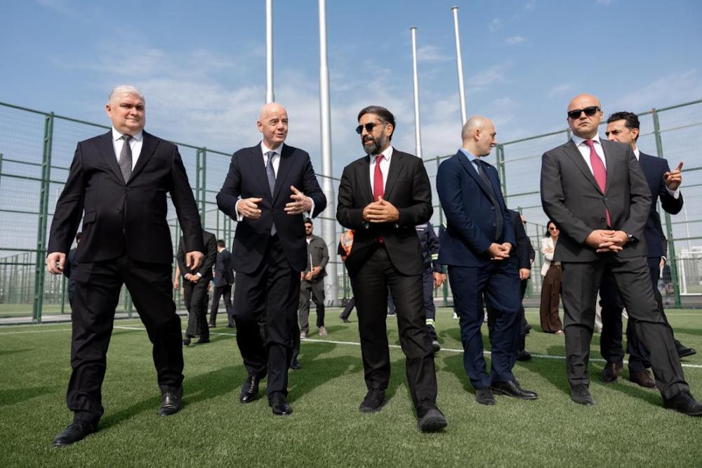 İnfantino Hövsandakı mini-stadionların inşası ilə tanış oldu - Şəkillər