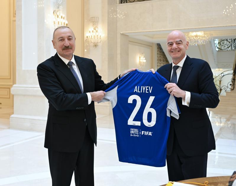 İlham Əliyev FİFA prezidentini qəbul etdi - Şəkillər